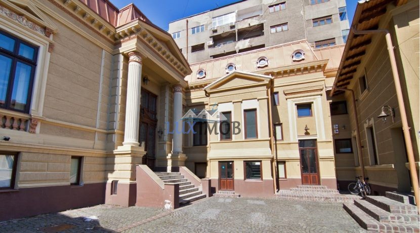 Birouri Universitate