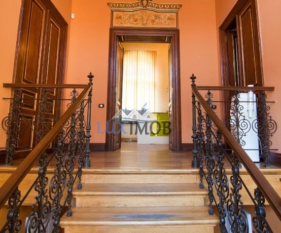 Birouri Universitate. 1jpg