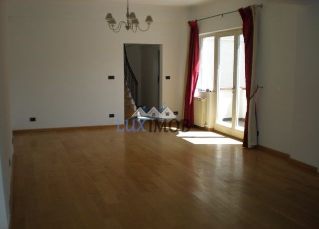 153969905_2_1000x700_domenii-vila-stil-s-p-e-m-300-mp-renovata-proprietar-fotografii
